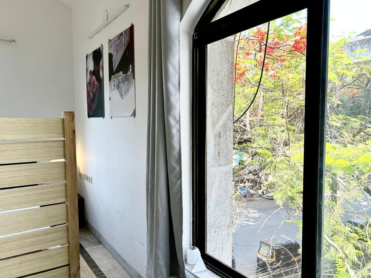 Hostel Lifespace- Twin Bungalow With Pods, Bunks, Private Rooms, Cowork & Cafe 浦那 外观 照片